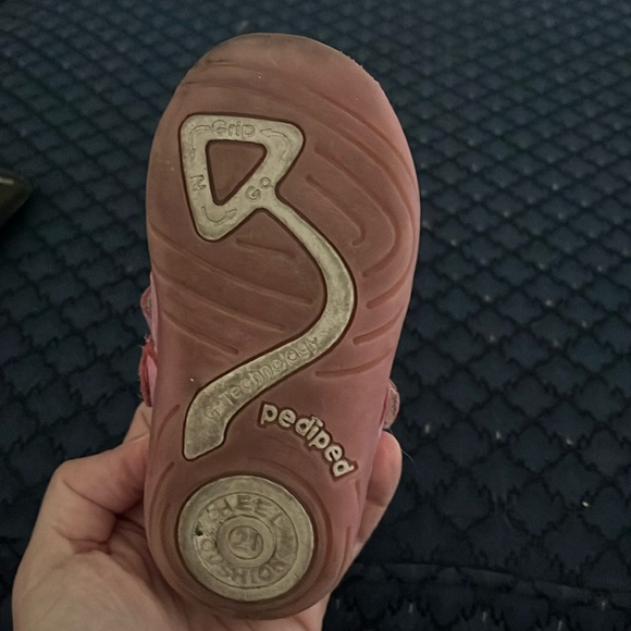 Toddler Pediped Mary Janes, Size 5.5 - Picture 10 of 12